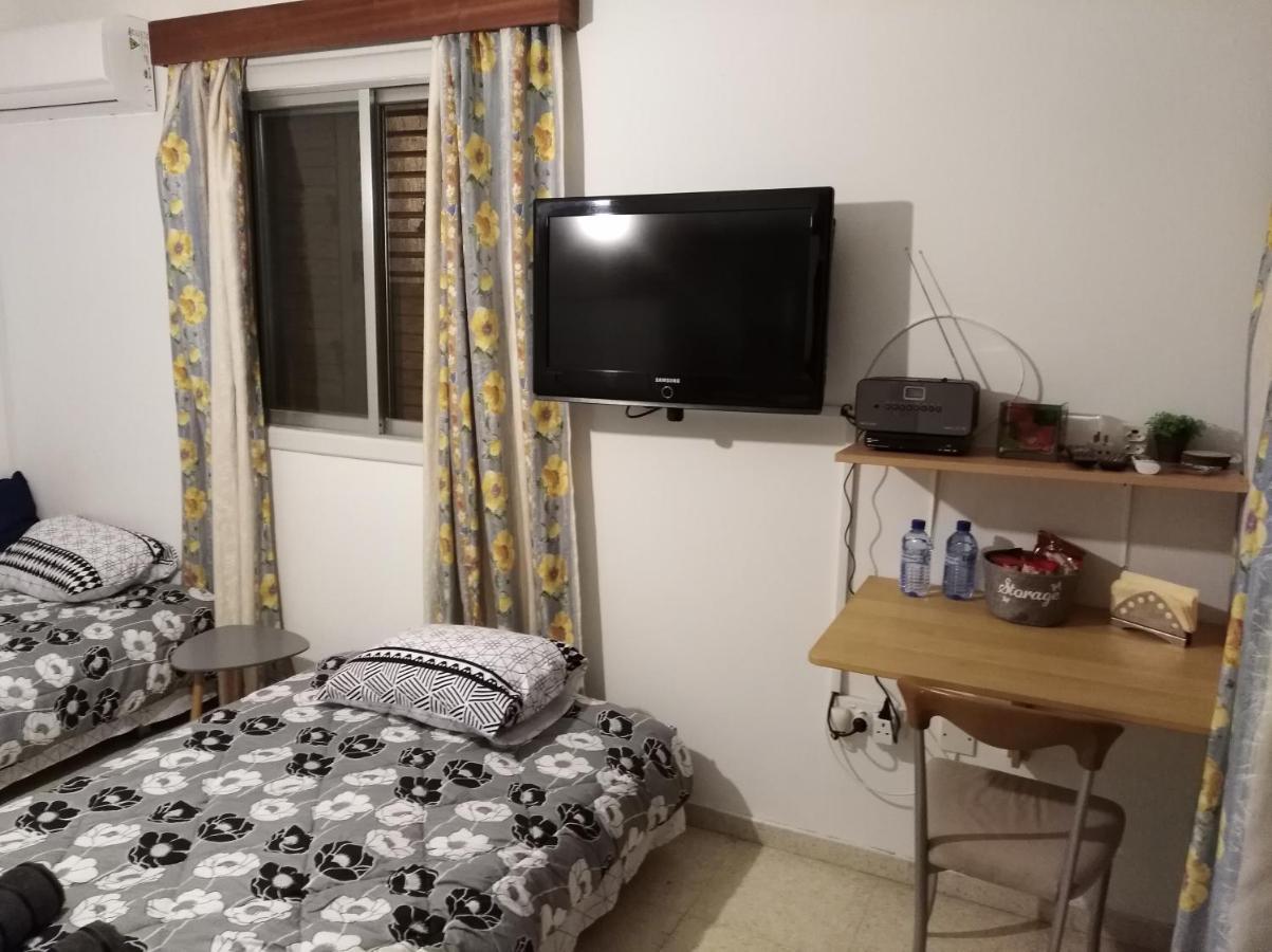 Larnaca, Pervolia 1 Bedroom Seaside Apartment ภายนอก รูปภาพ
