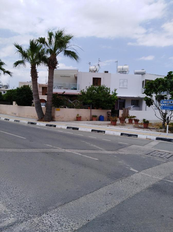 Larnaca, Pervolia 1 Bedroom Seaside Apartment ภายนอก รูปภาพ